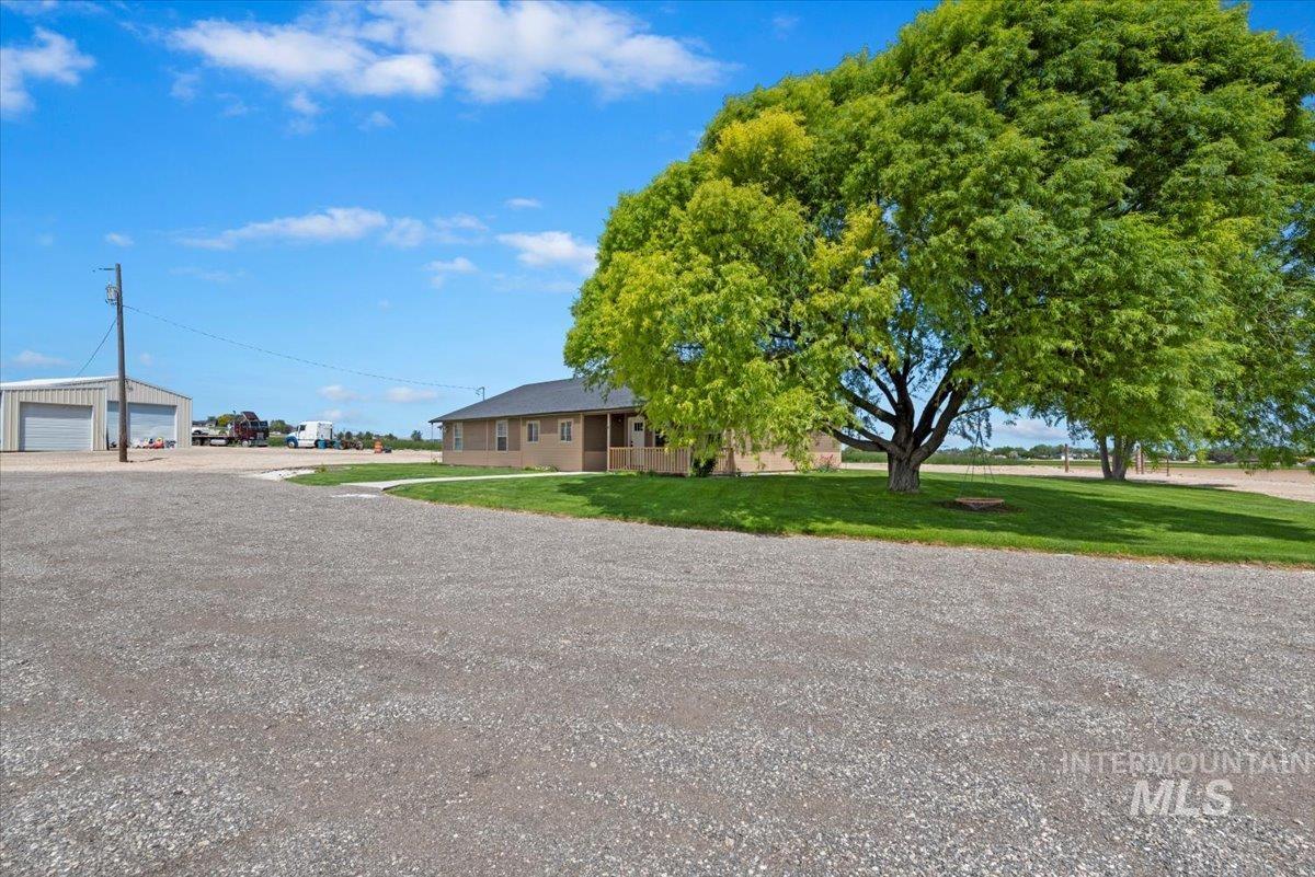 11716 S Emerald Road Property Photo 3
