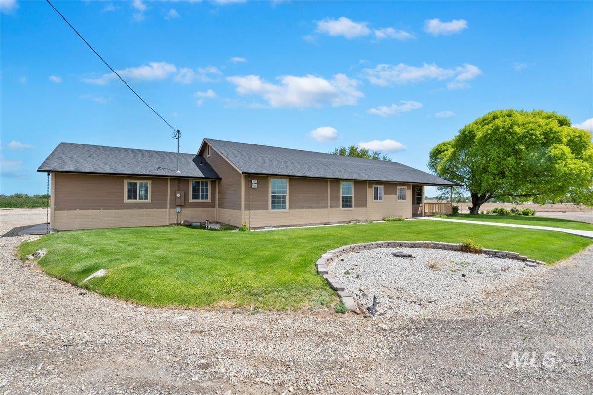 11716 S Emerald Road Property Photo 4