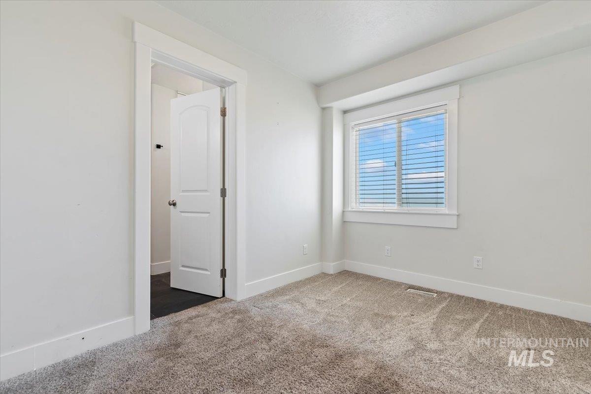 11716 S Emerald Road Property Photo 17