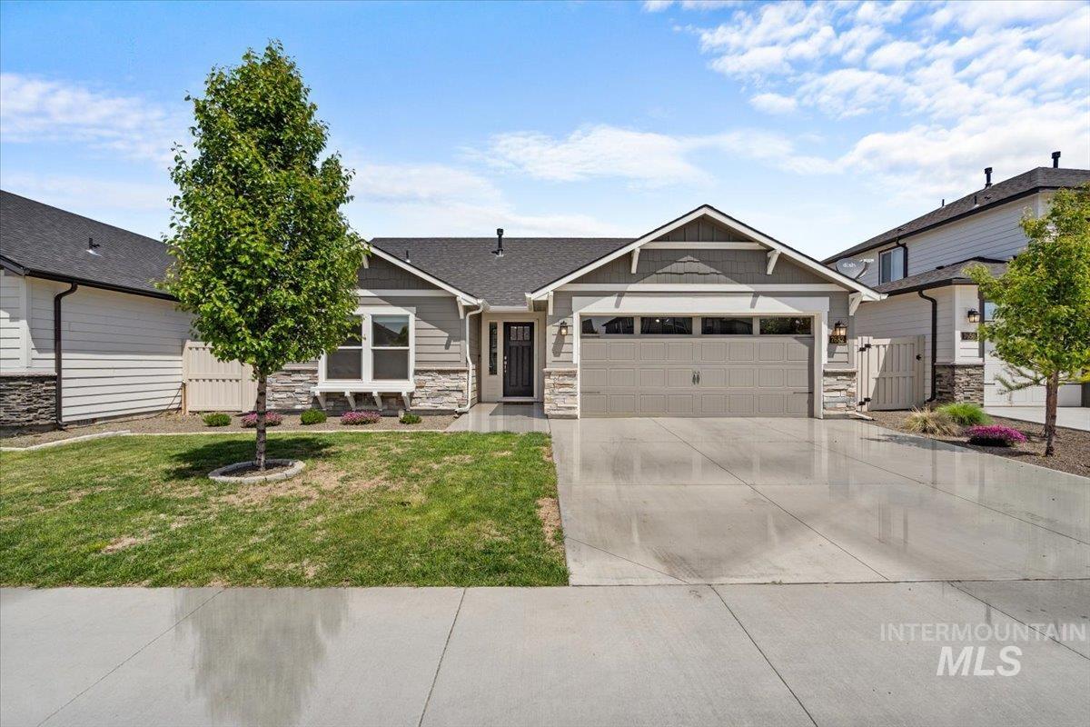7682 W Itasco Dr. Property Photo 1