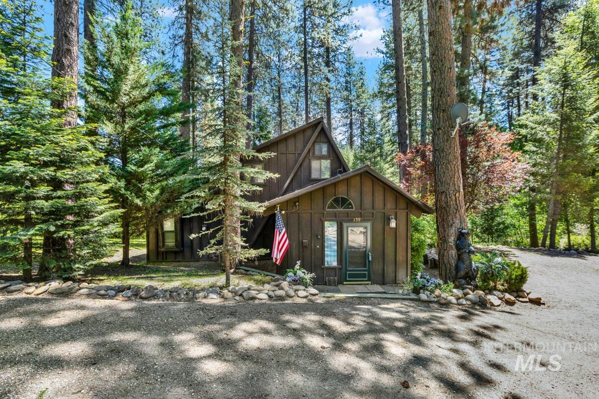 159 Holiday Dr. Property Photo 1