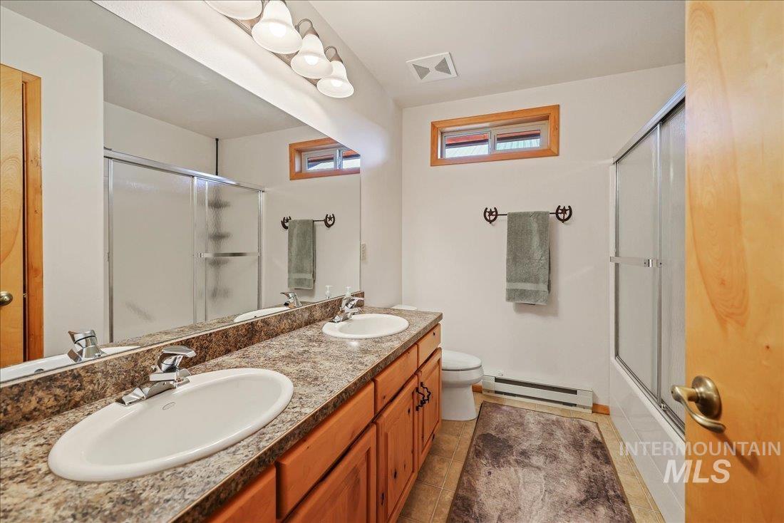 1425 Clements Rd Property Photo 22