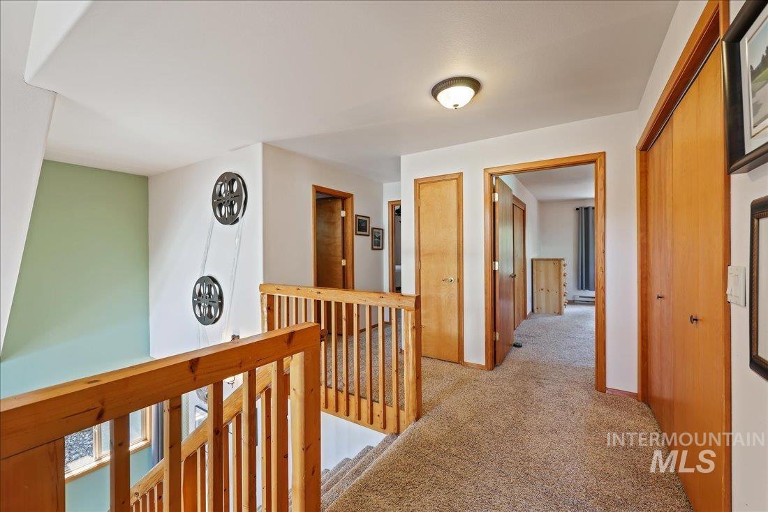 1425 Clements Rd Property Photo 23