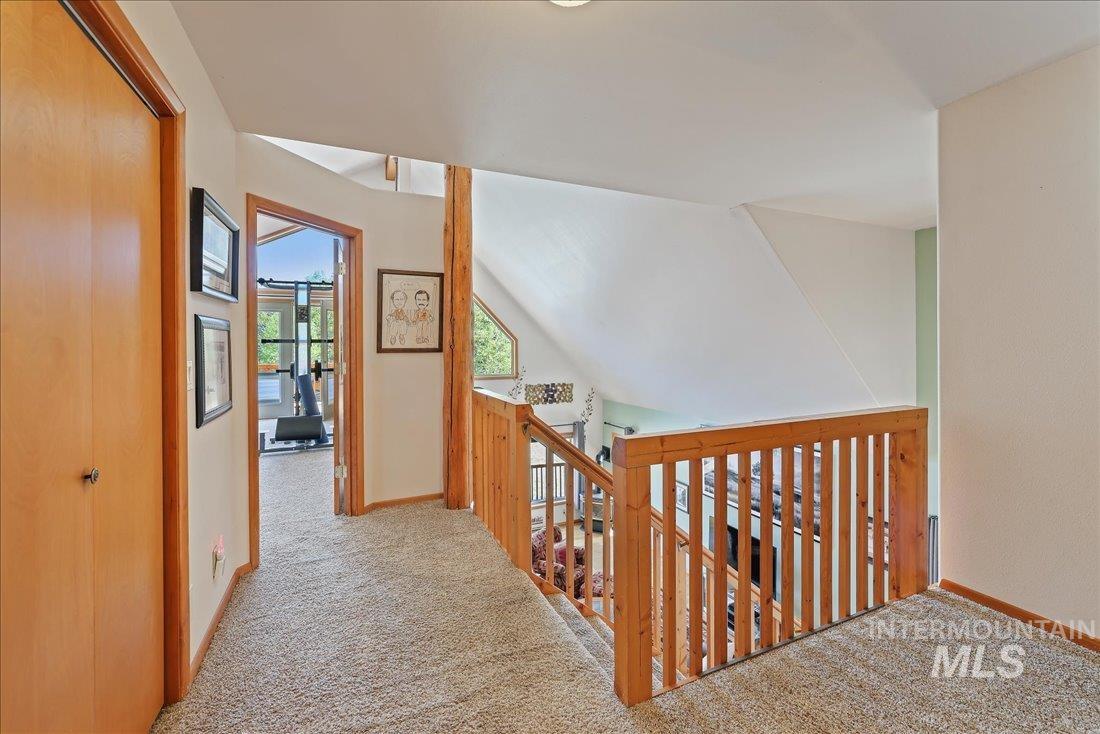 1425 Clements Rd Property Photo 24