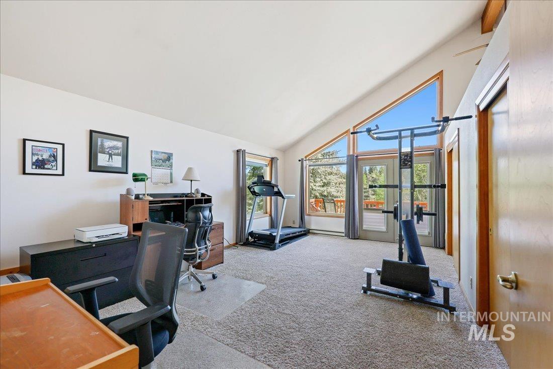 1425 Clements Rd Property Photo 26