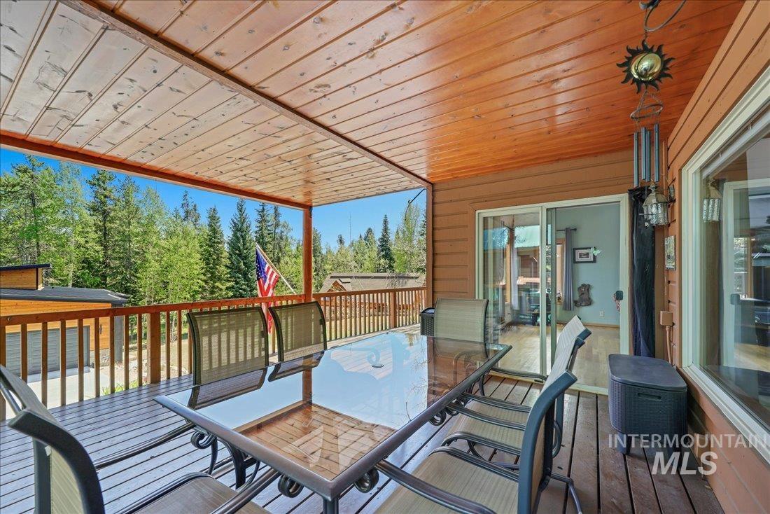 1425 Clements Rd Property Photo 28