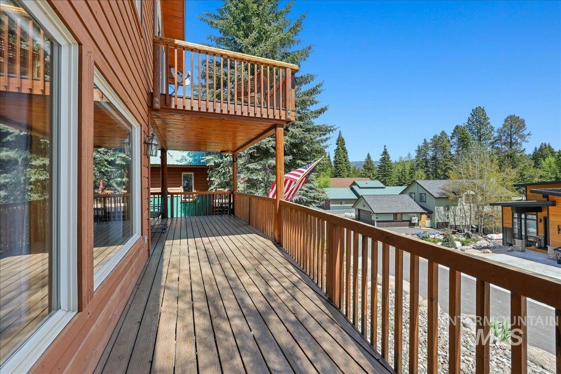 1425 Clements Rd Property Photo 29