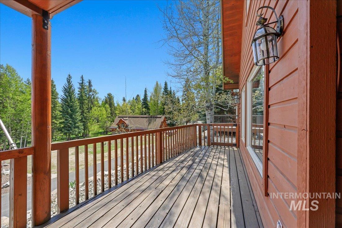 1425 Clements Rd Property Photo 30