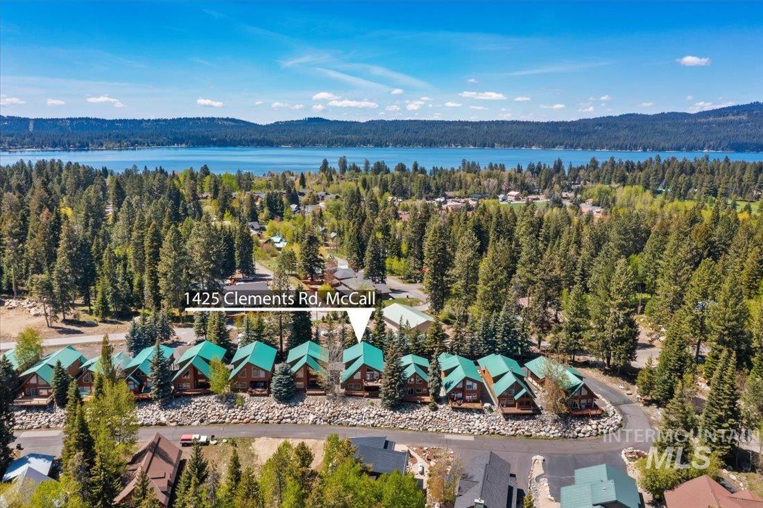 1425 Clements Rd Property Photo 38