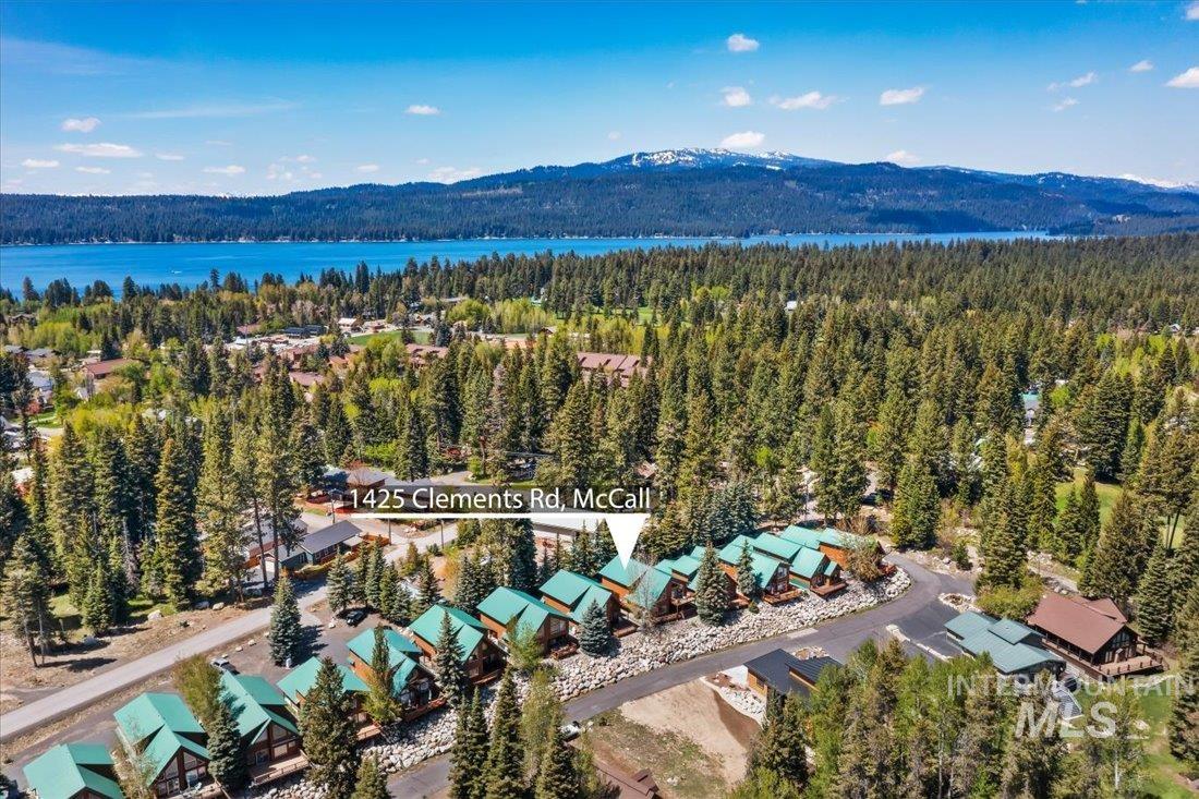 1425 Clements Rd Property Photo 39