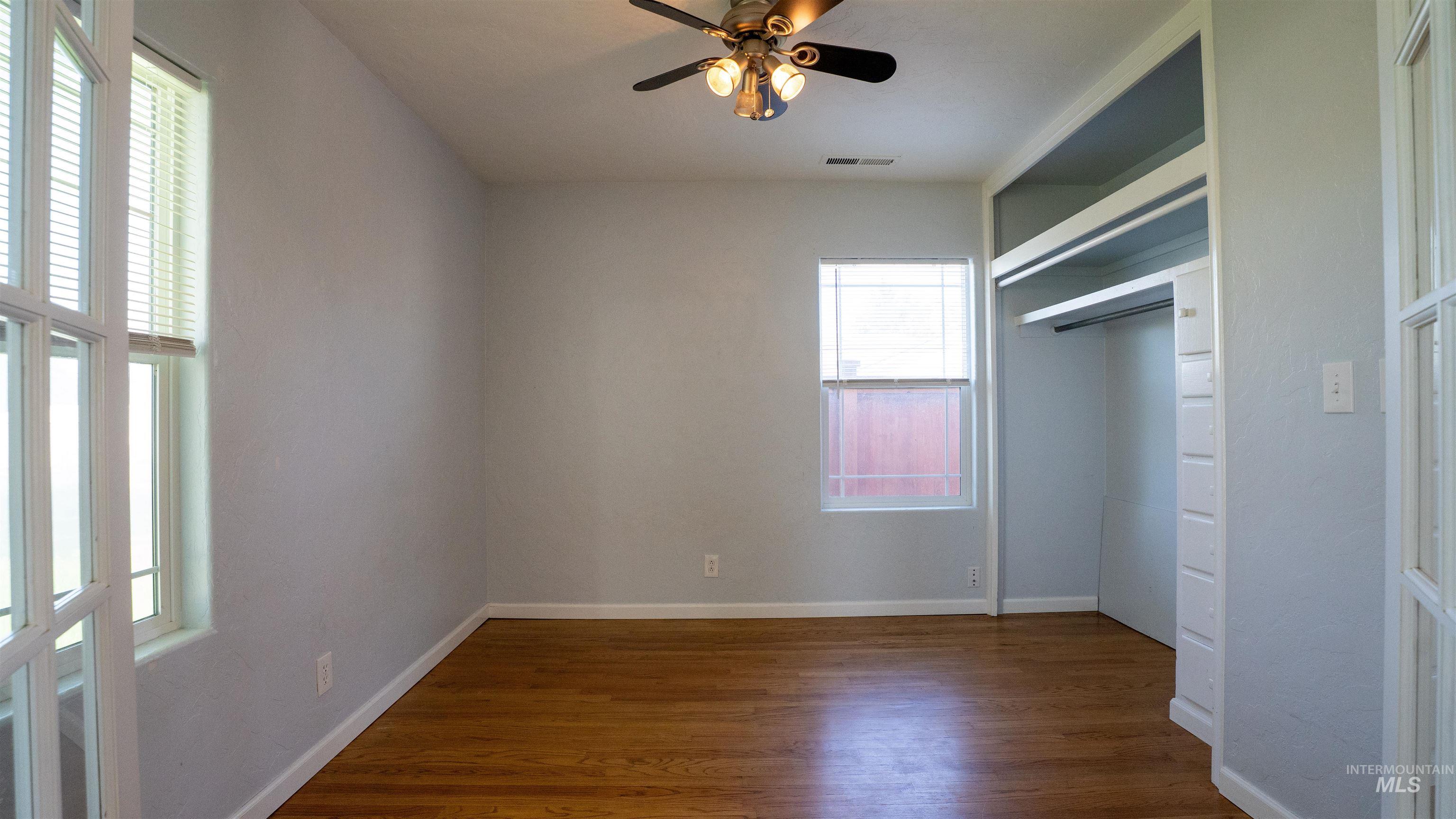 3127 8th Street Property Photo 4