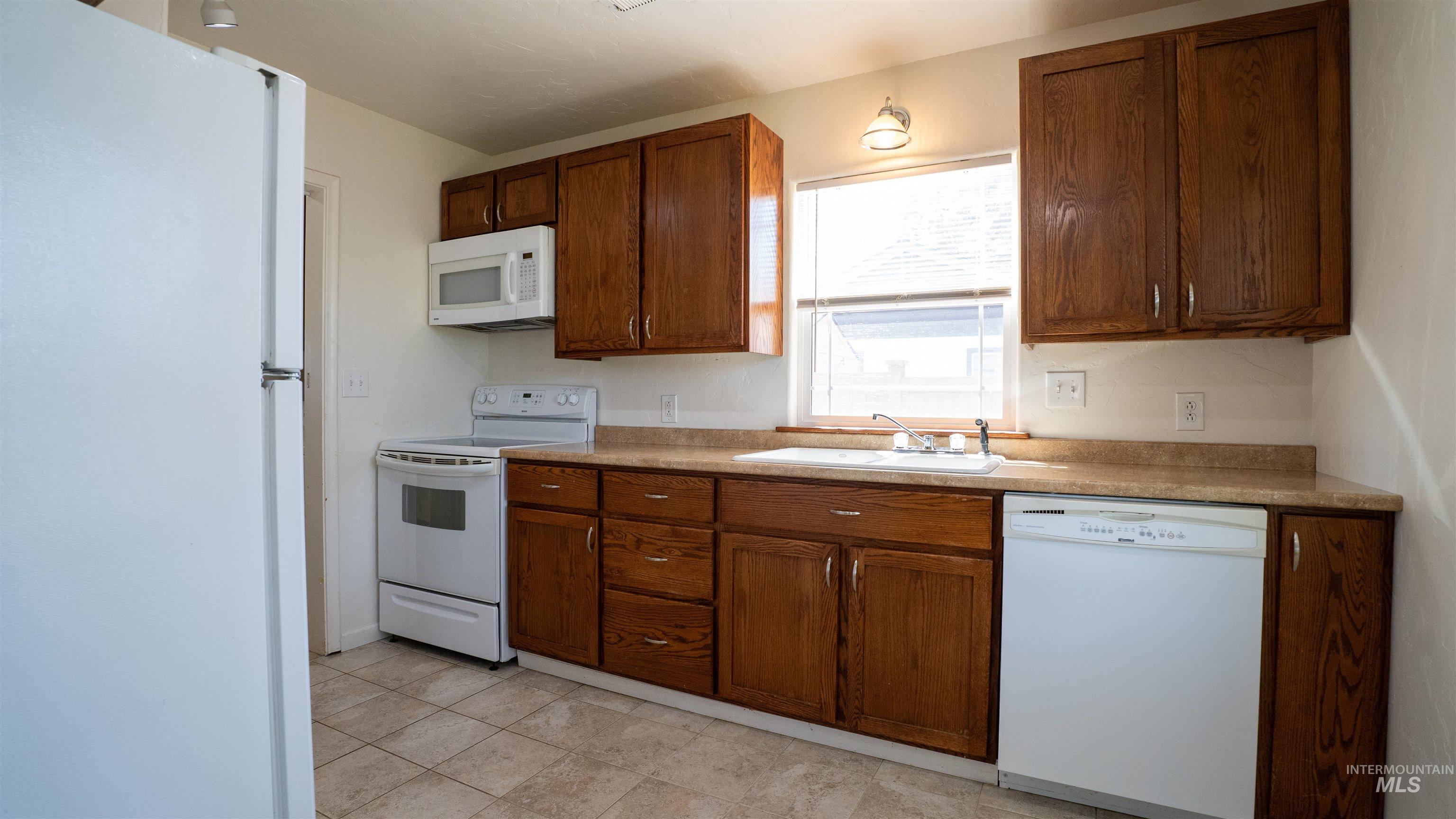 3127 8th Street Property Photo 14