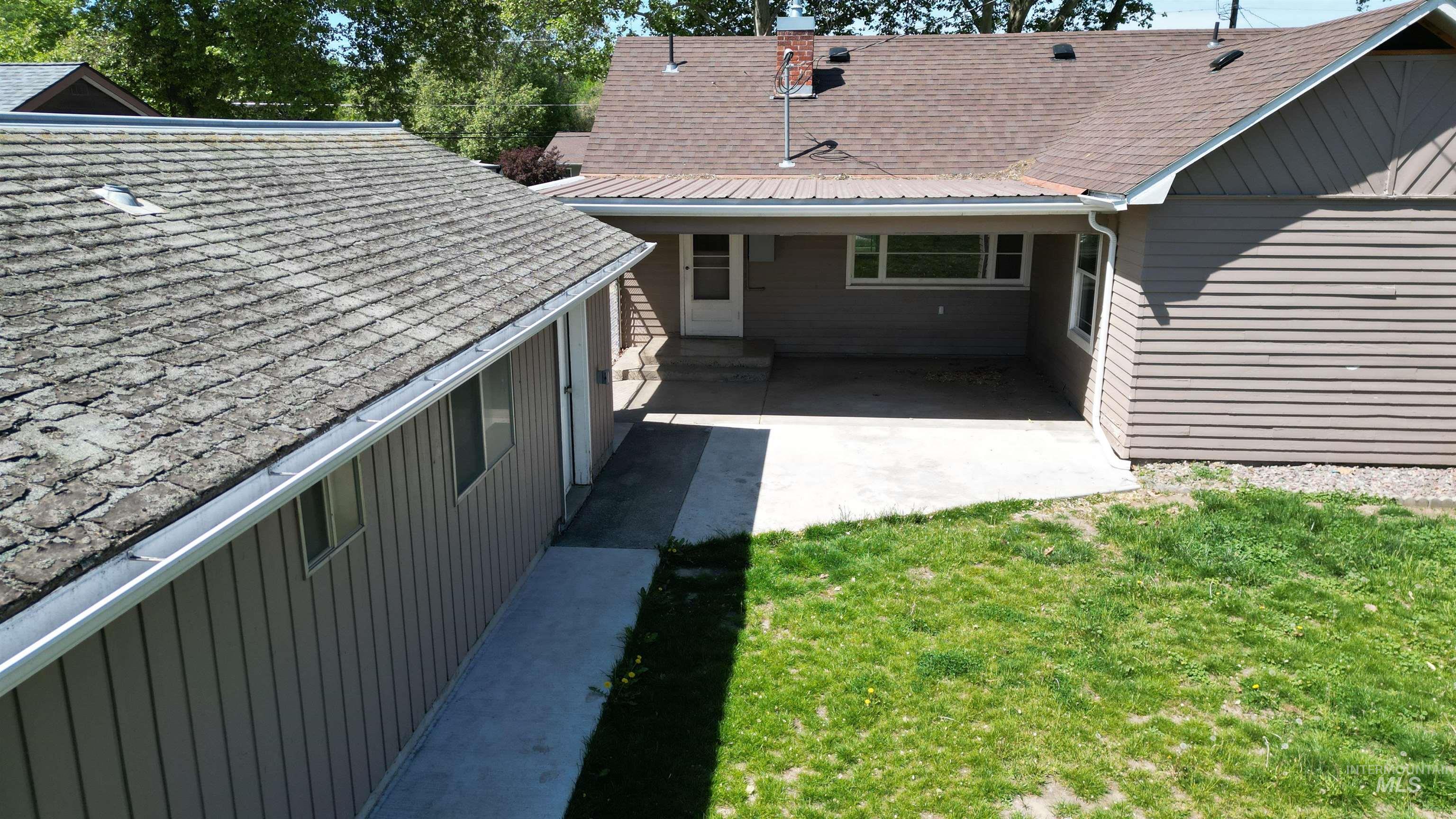 3127 8th Street Property Photo 25