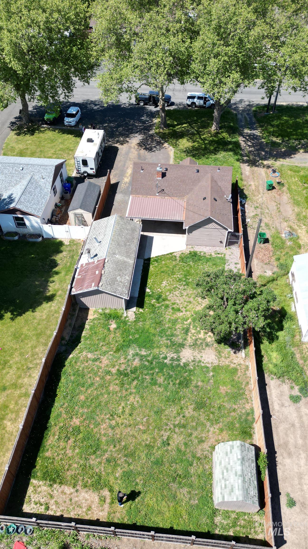 3127 8th Street Property Photo 33