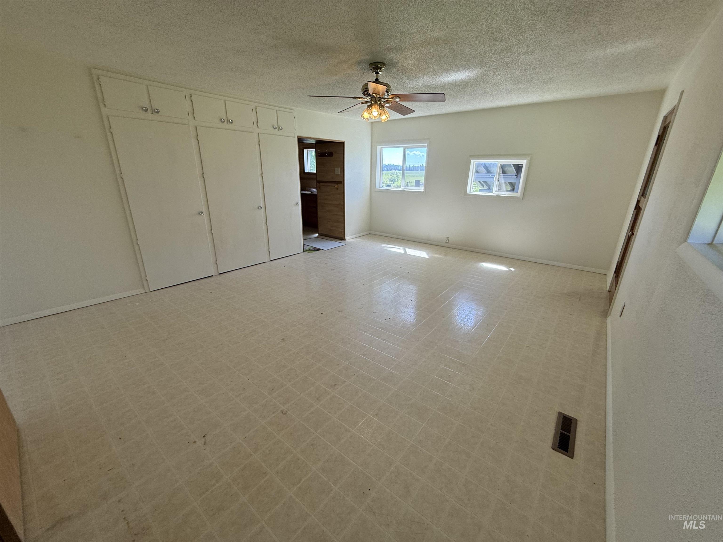 5656 Three Mile Road Property Photo 18