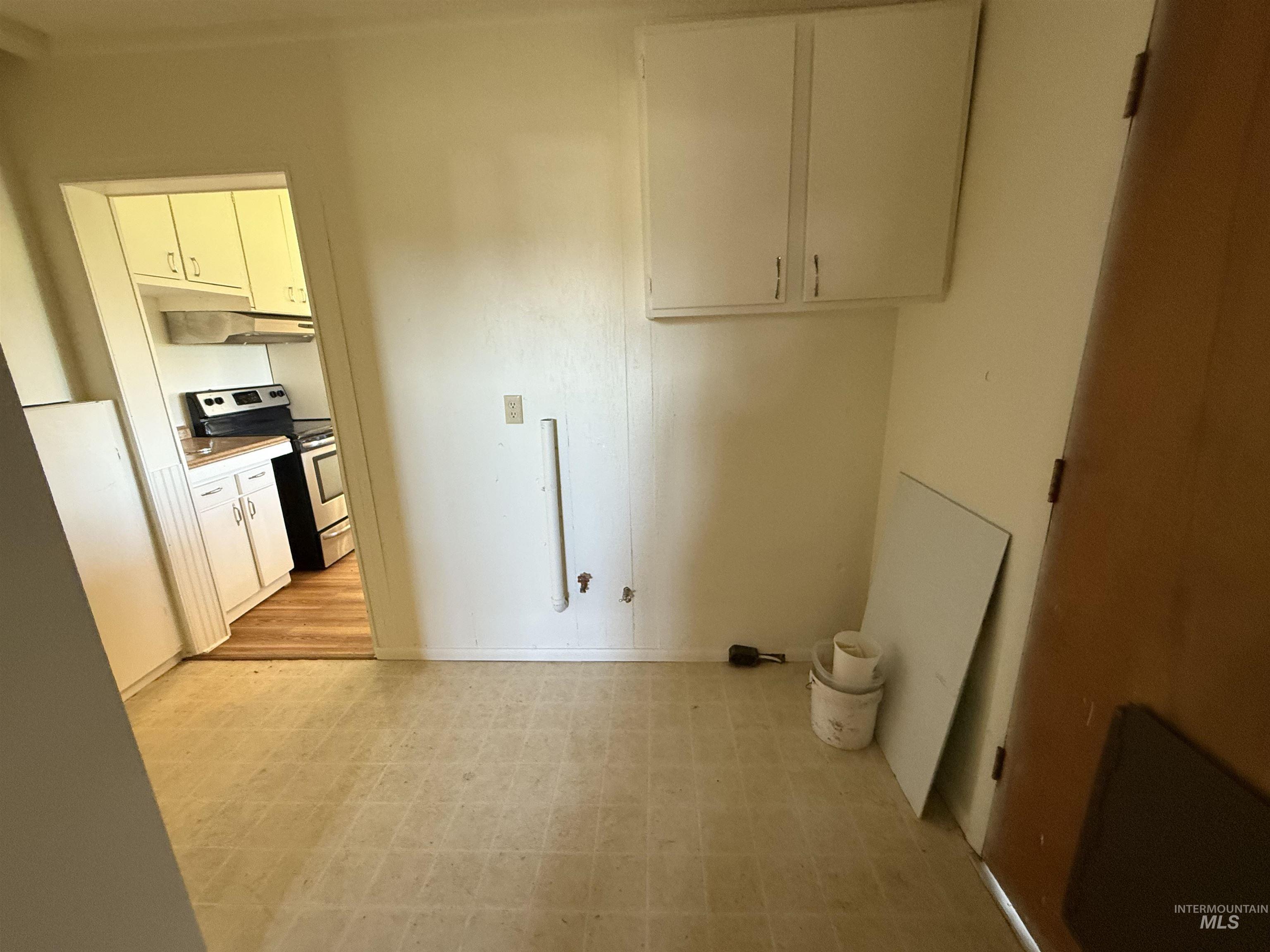 5656 Three Mile Road Property Photo 20