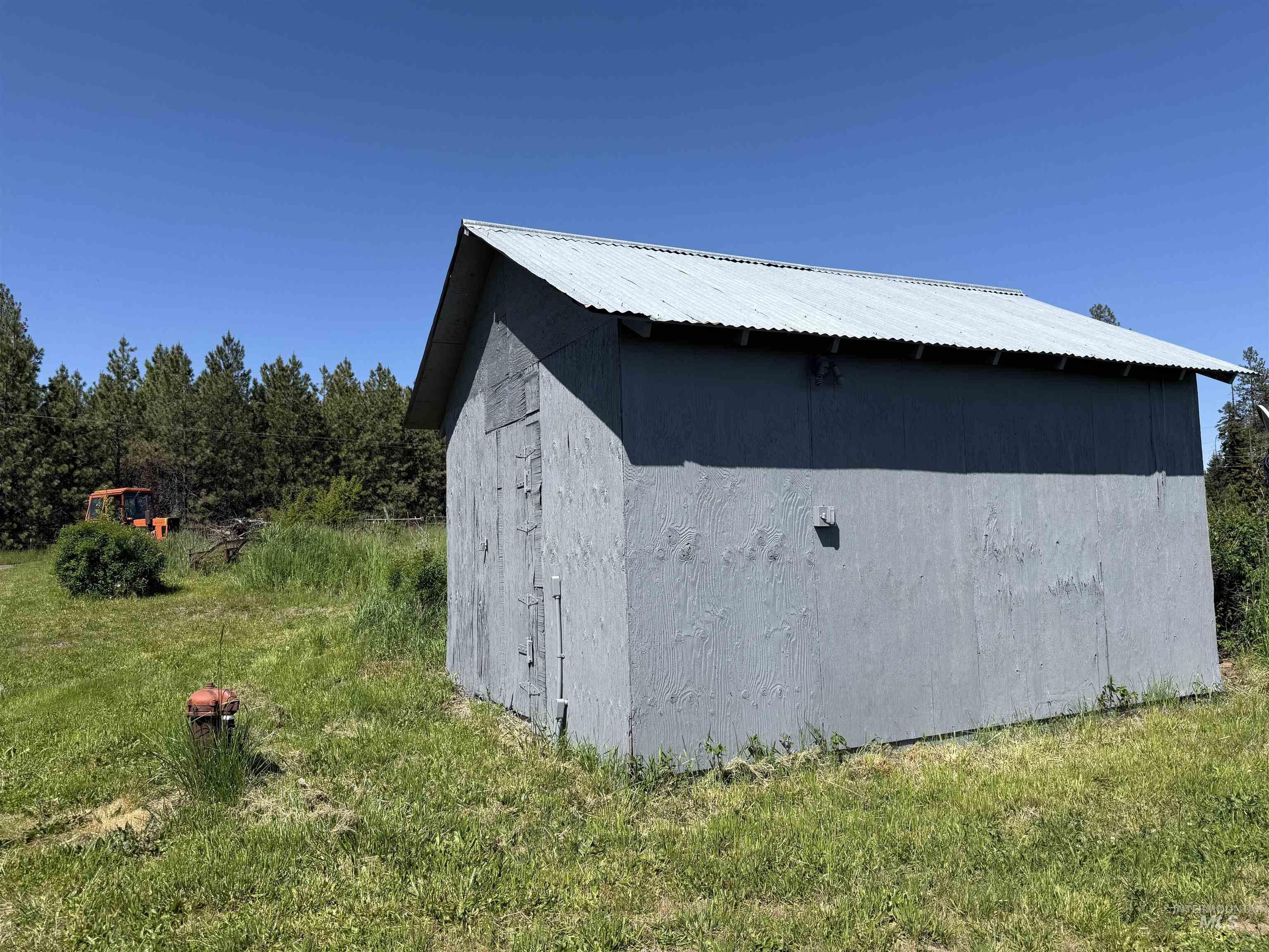 5656 Three Mile Road Property Photo 36