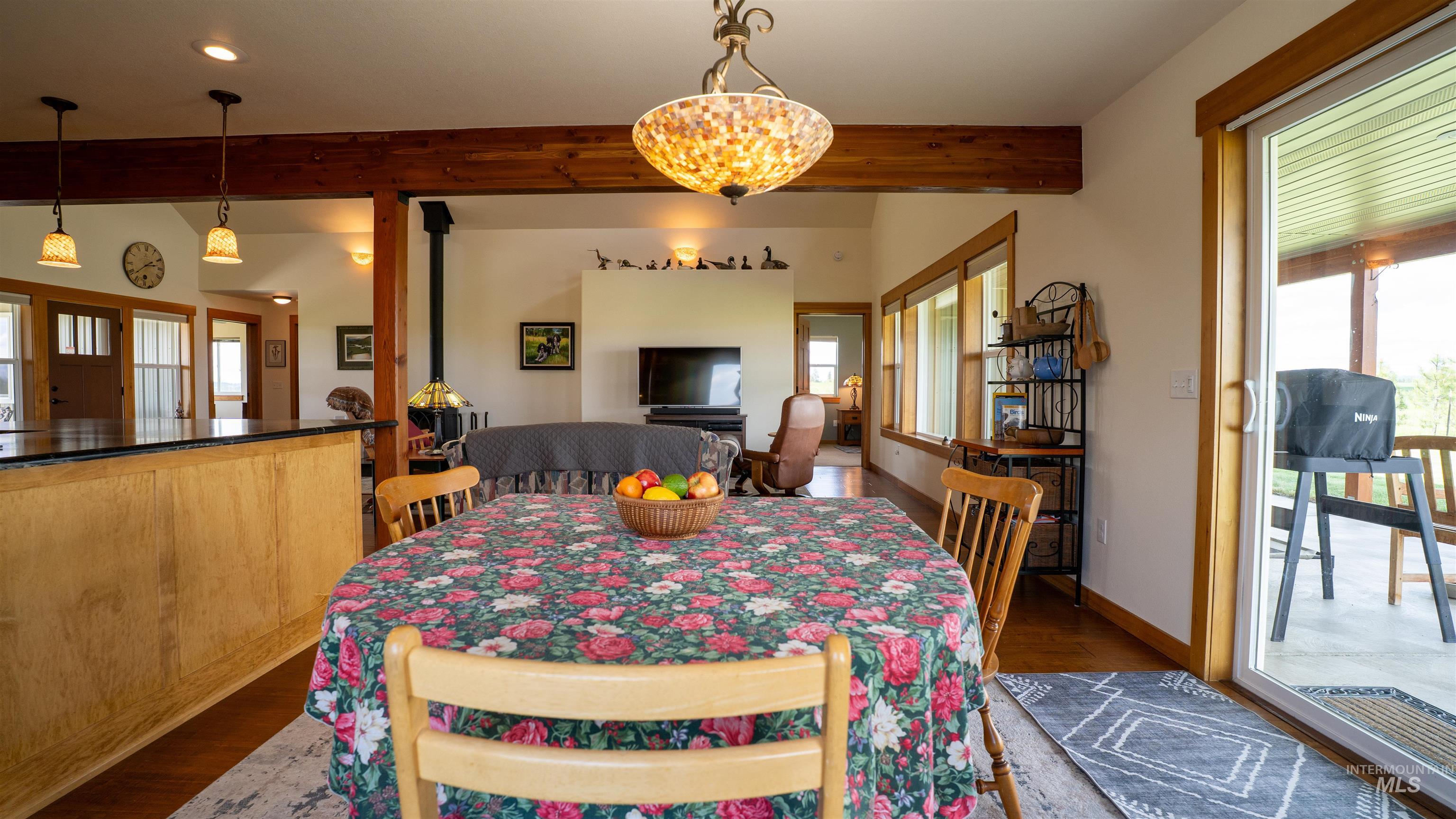 1040 Zimmerman Property Photo 19