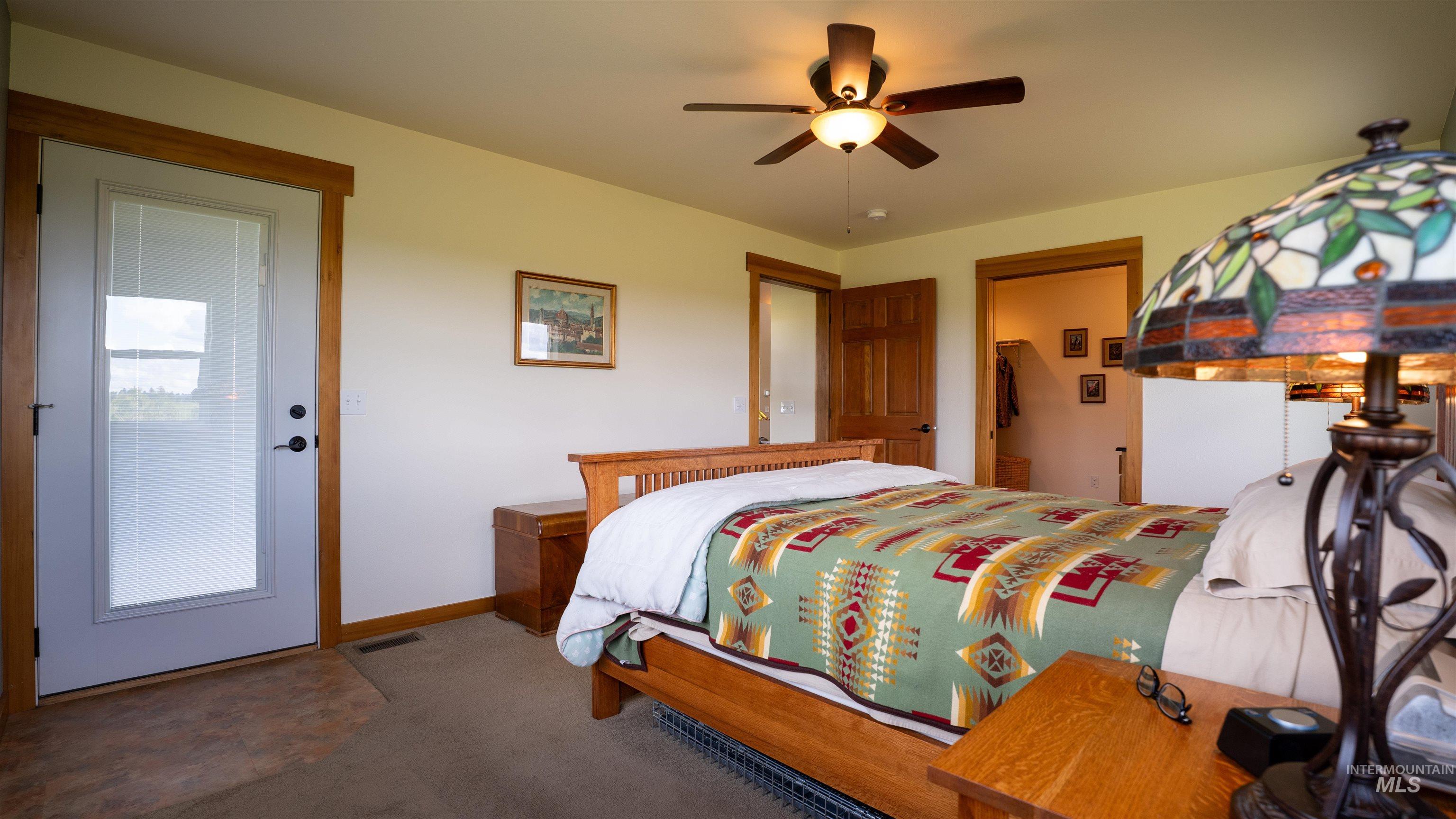 1040 Zimmerman Property Photo 22