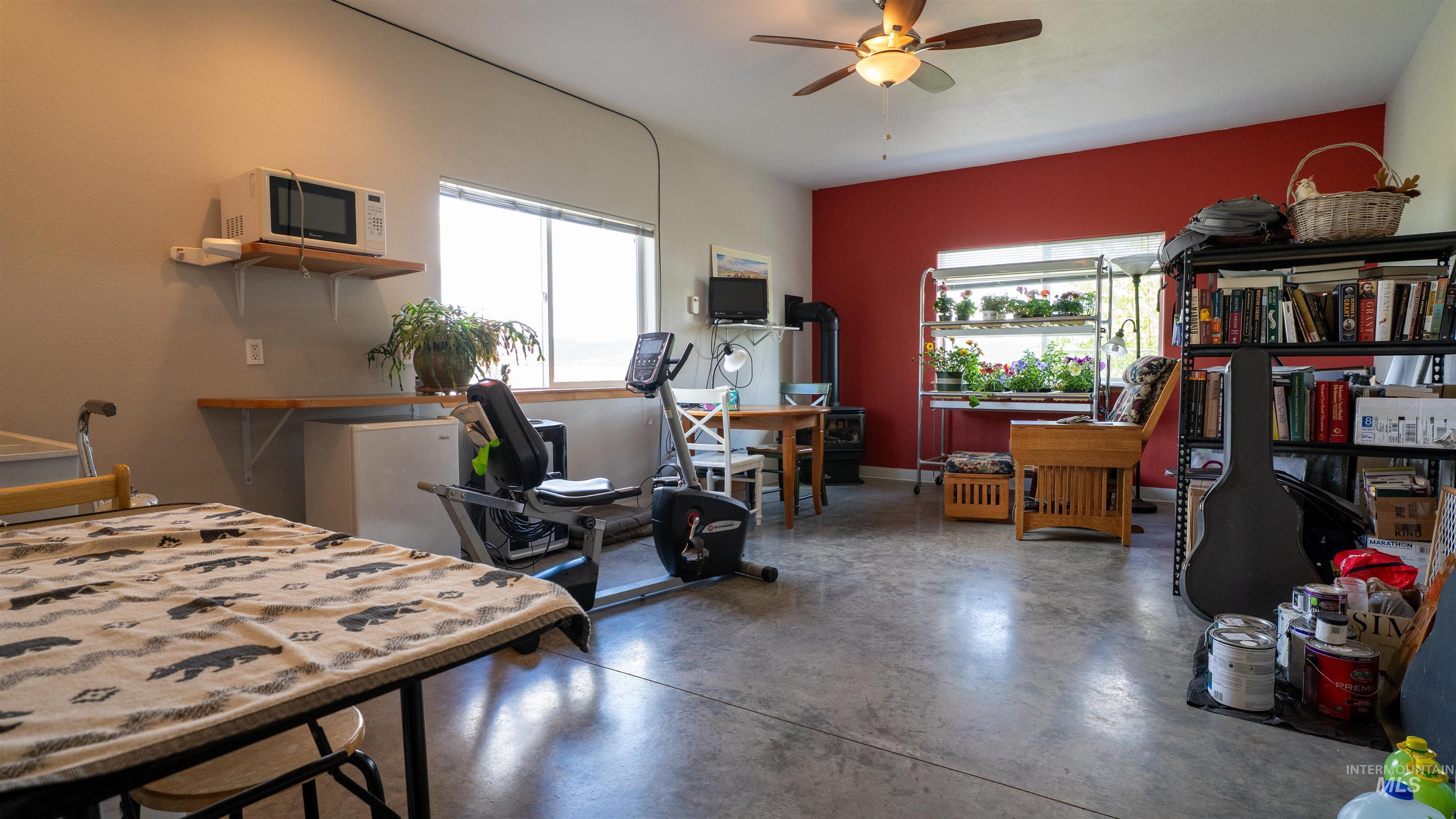 1040 Zimmerman Property Photo 36