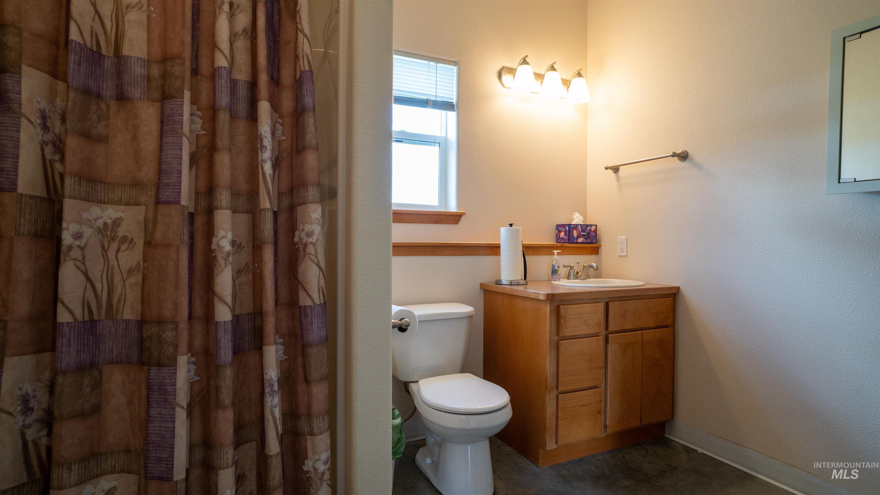 1040 Zimmerman Property Photo 37