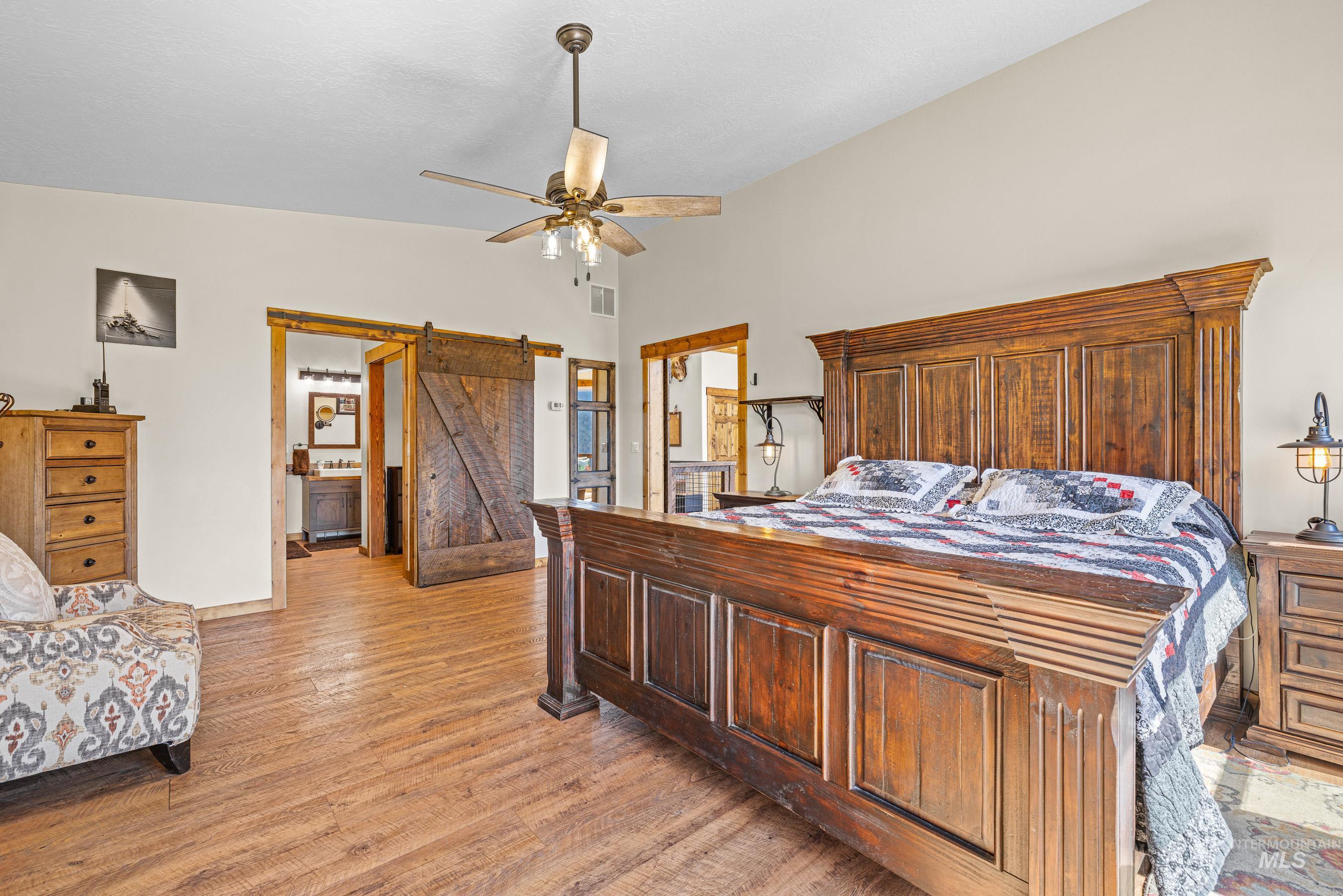 217 Lone Wolf Court Property Photo 23