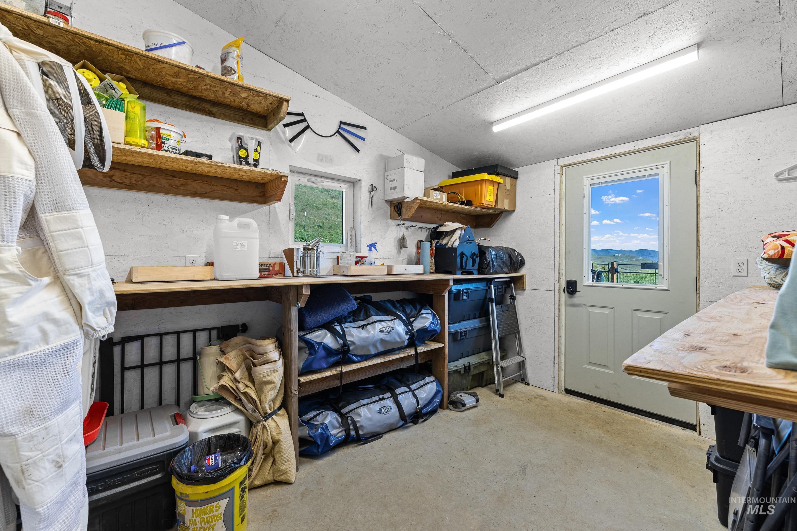 217 Lone Wolf Court Property Photo 42
