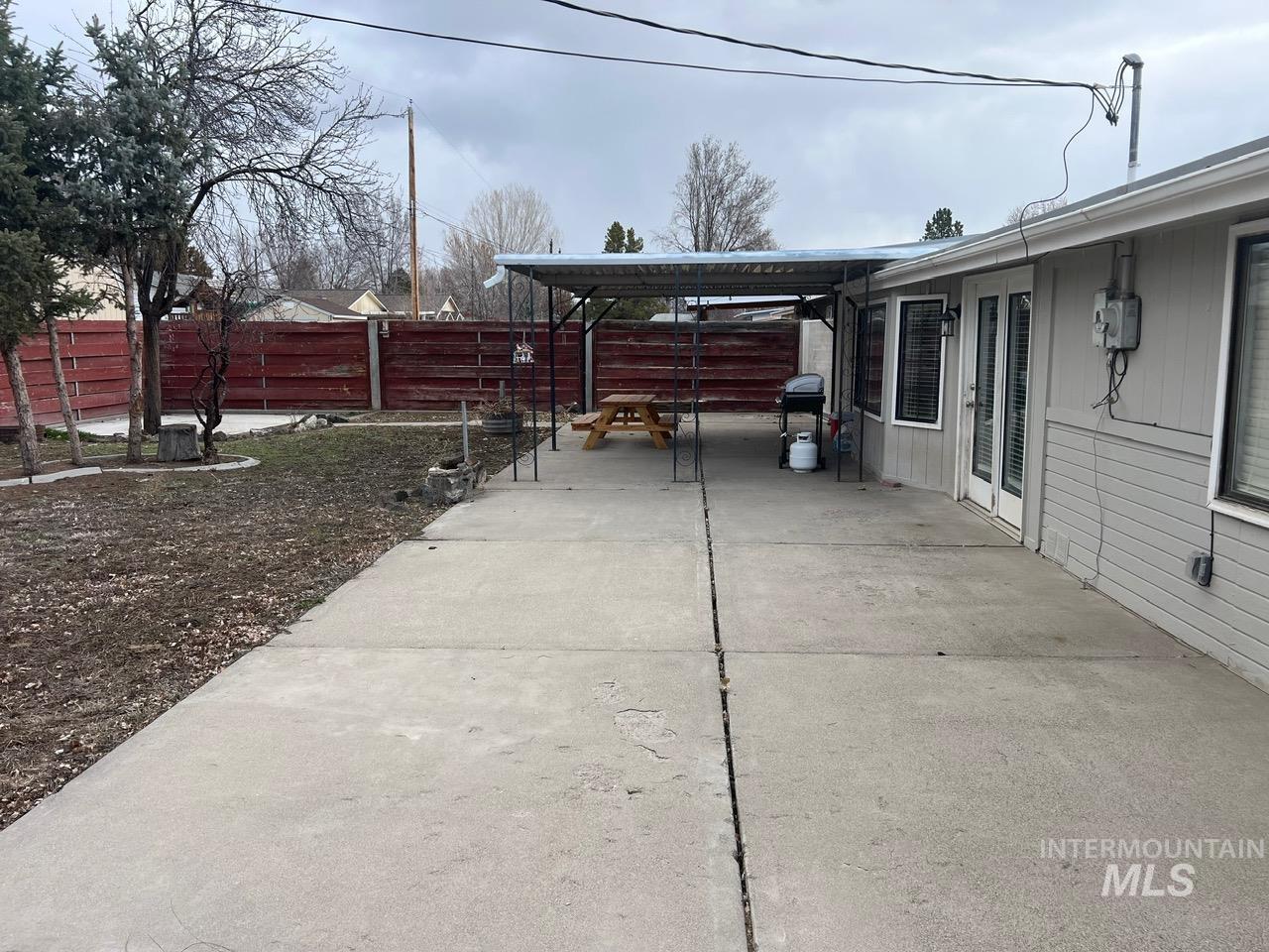 410 Chestnut St Property Photo 22