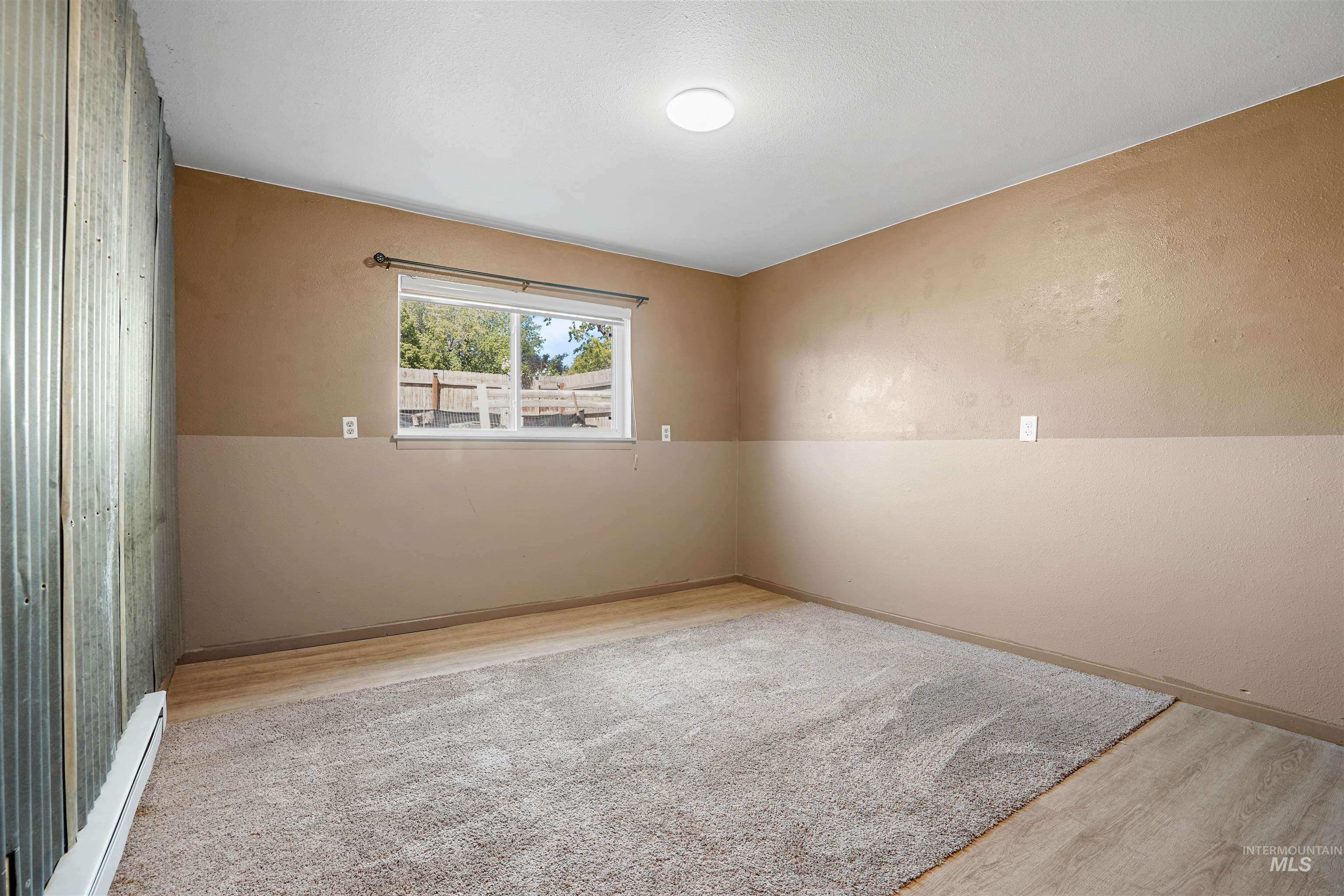 1860 Elba Ave Property Photo 15