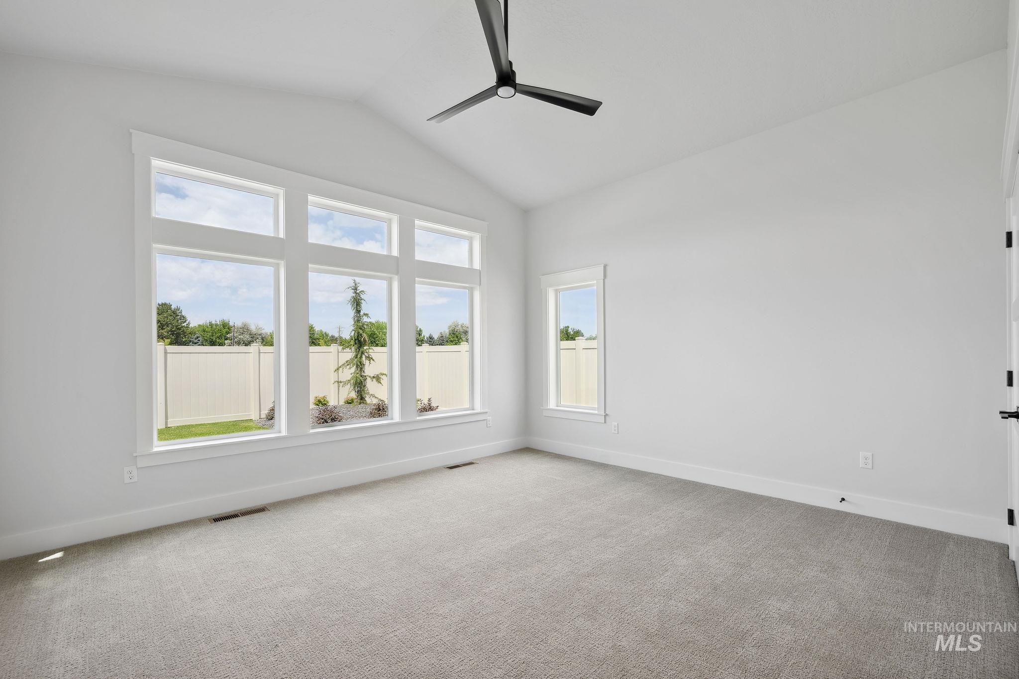 269 N Boulder Ridge Way Property Photo 17