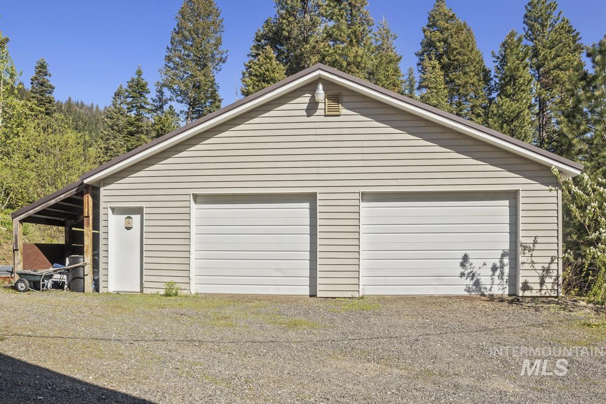 429 Doriann Drive Property Photo 4
