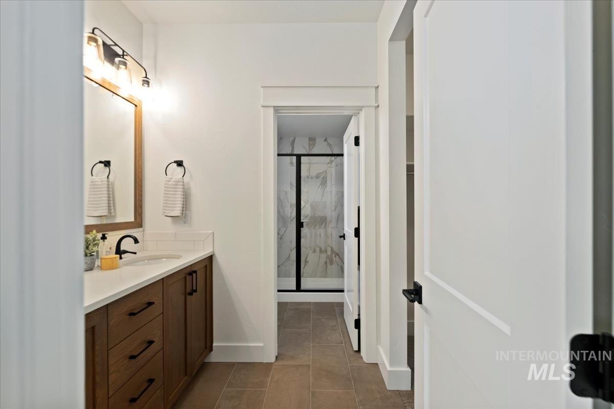 2316 E Valensole St. Property Photo 25