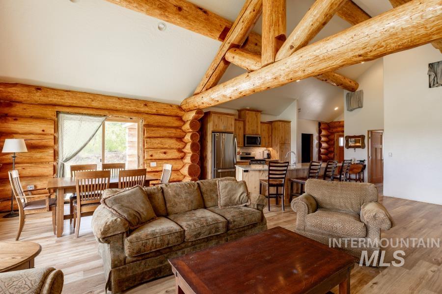 1008 Starview Lane Property Photo 7