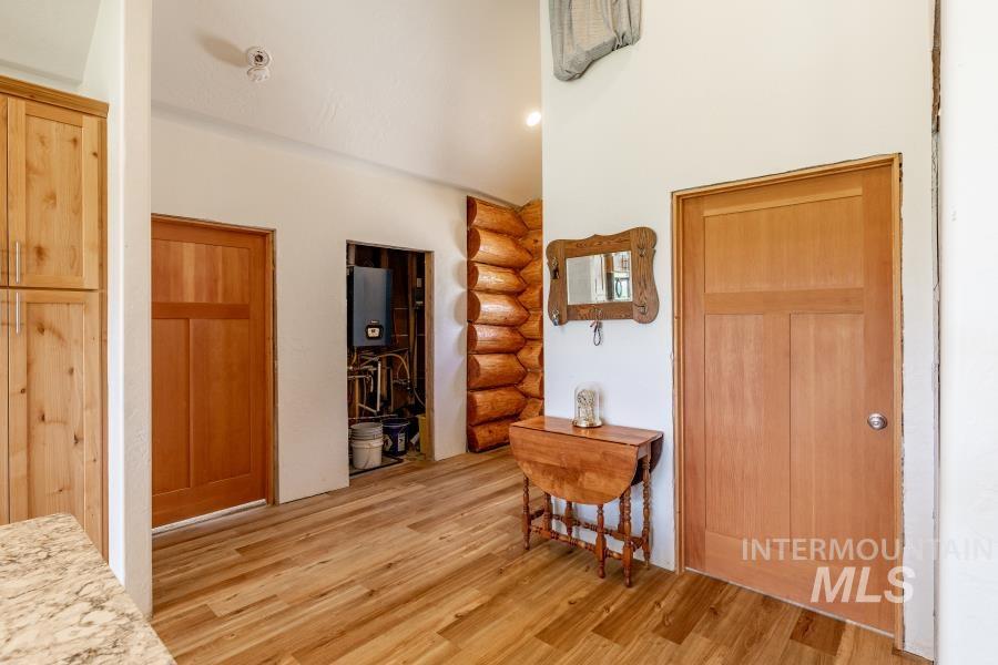 1008 Starview Lane Property Photo 11