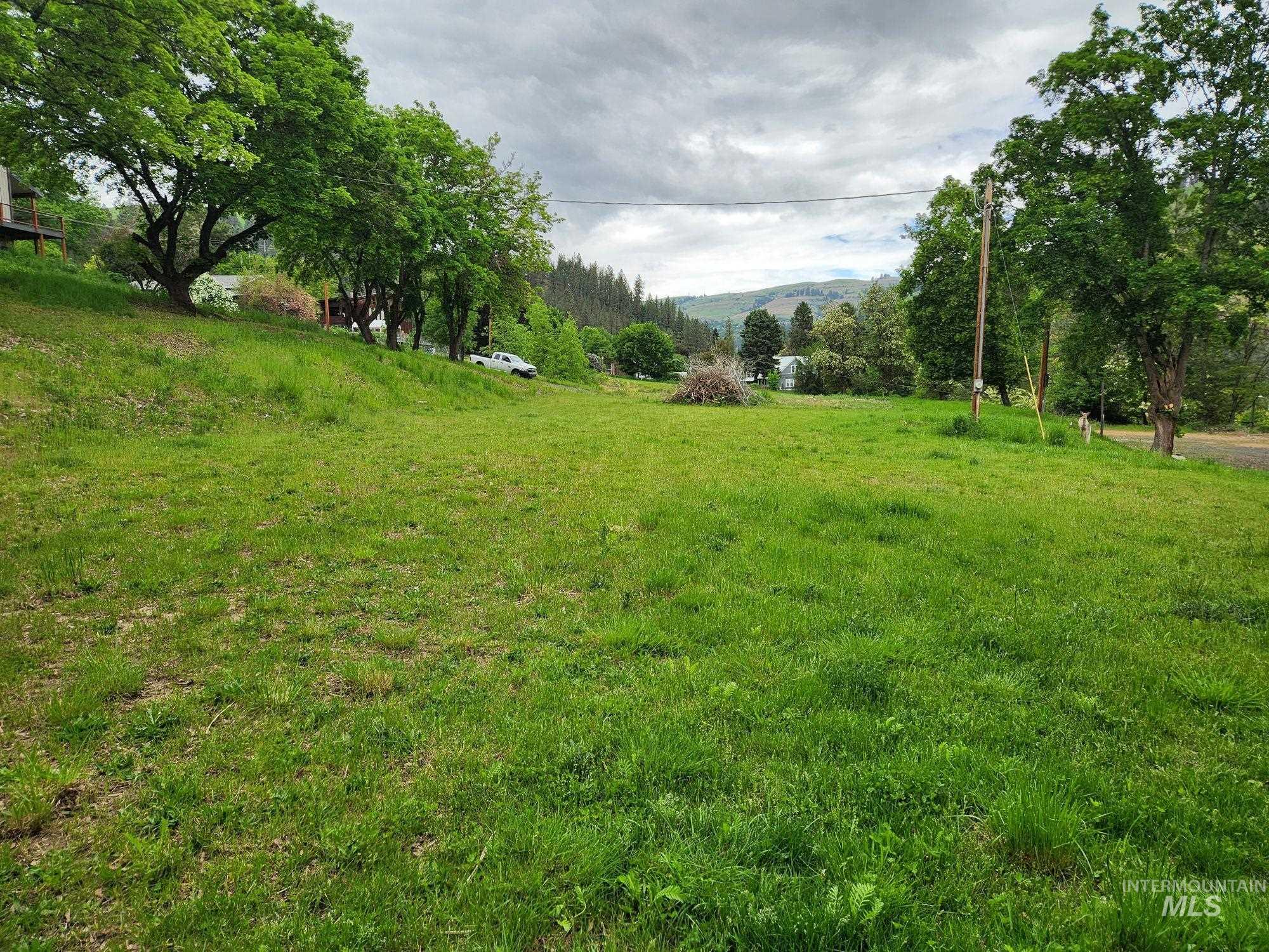 Tbd N Marion St Property Photo 1