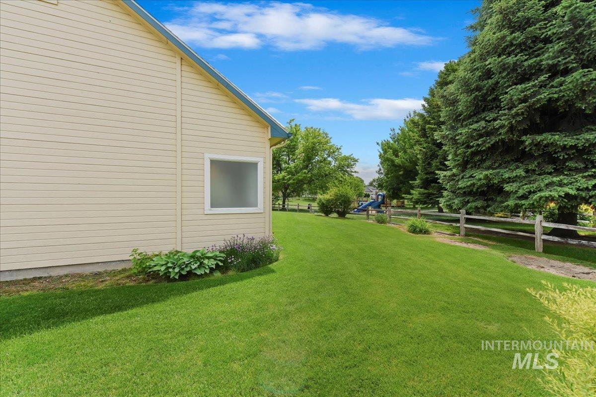 812 Ada Ct Property Photo 31