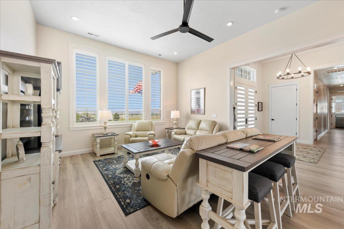 20150 Silver Spur Drive Property Photo 10