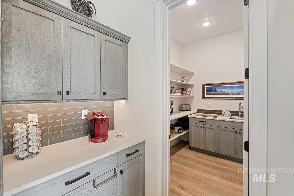 20150 Silver Spur Drive Property Photo 16