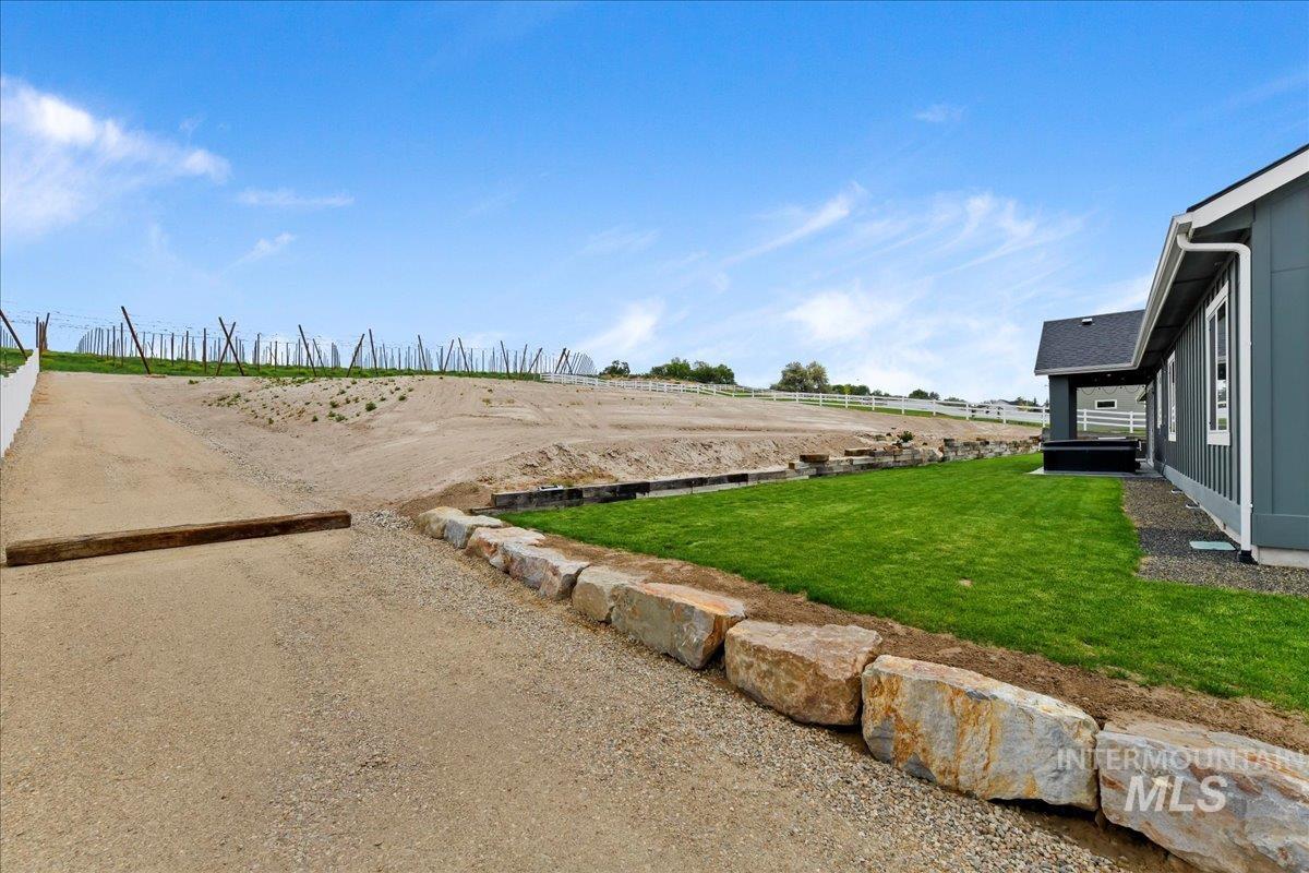 20150 Silver Spur Drive Property Photo 36
