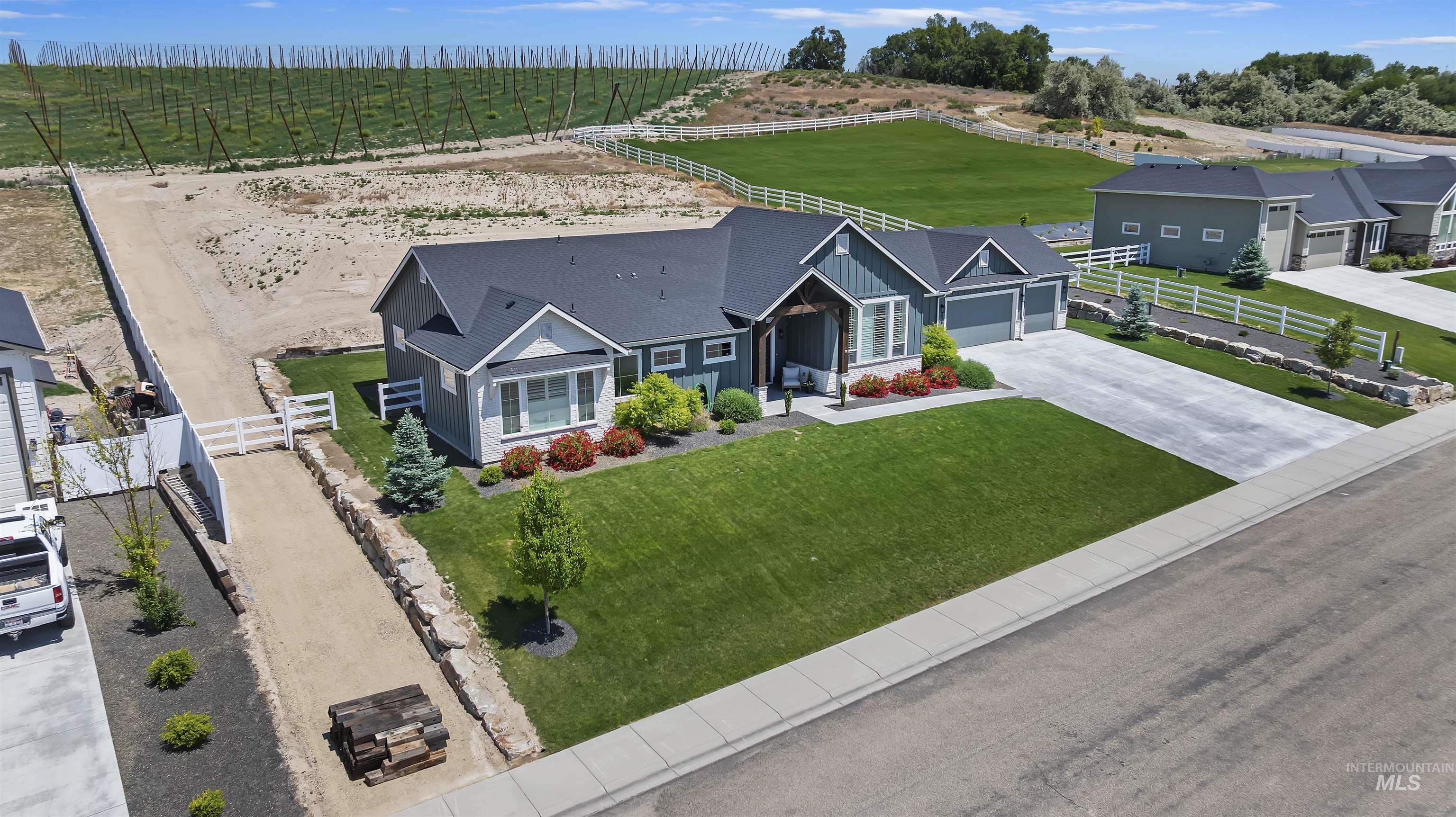 20150 Silver Spur Drive Property Photo 39