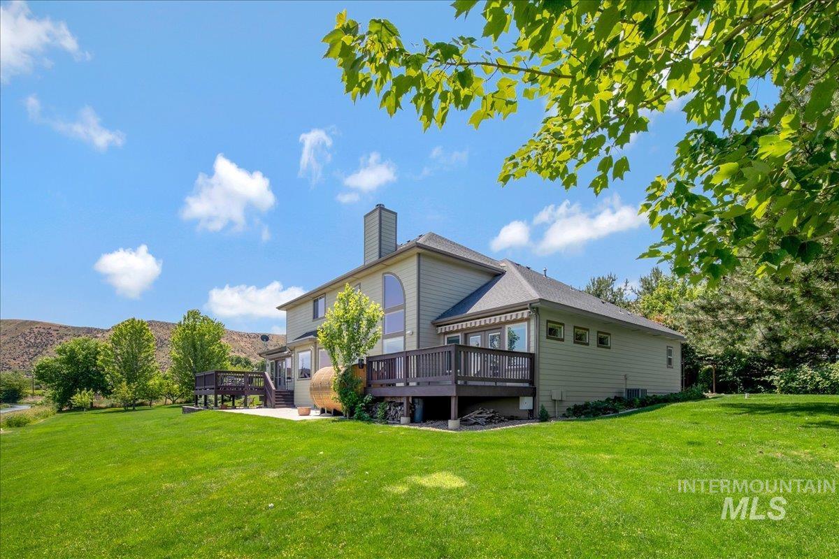 2600 W South Slope Rd Property Photo 4