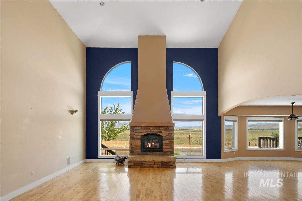 2600 W South Slope Rd Property Photo 9