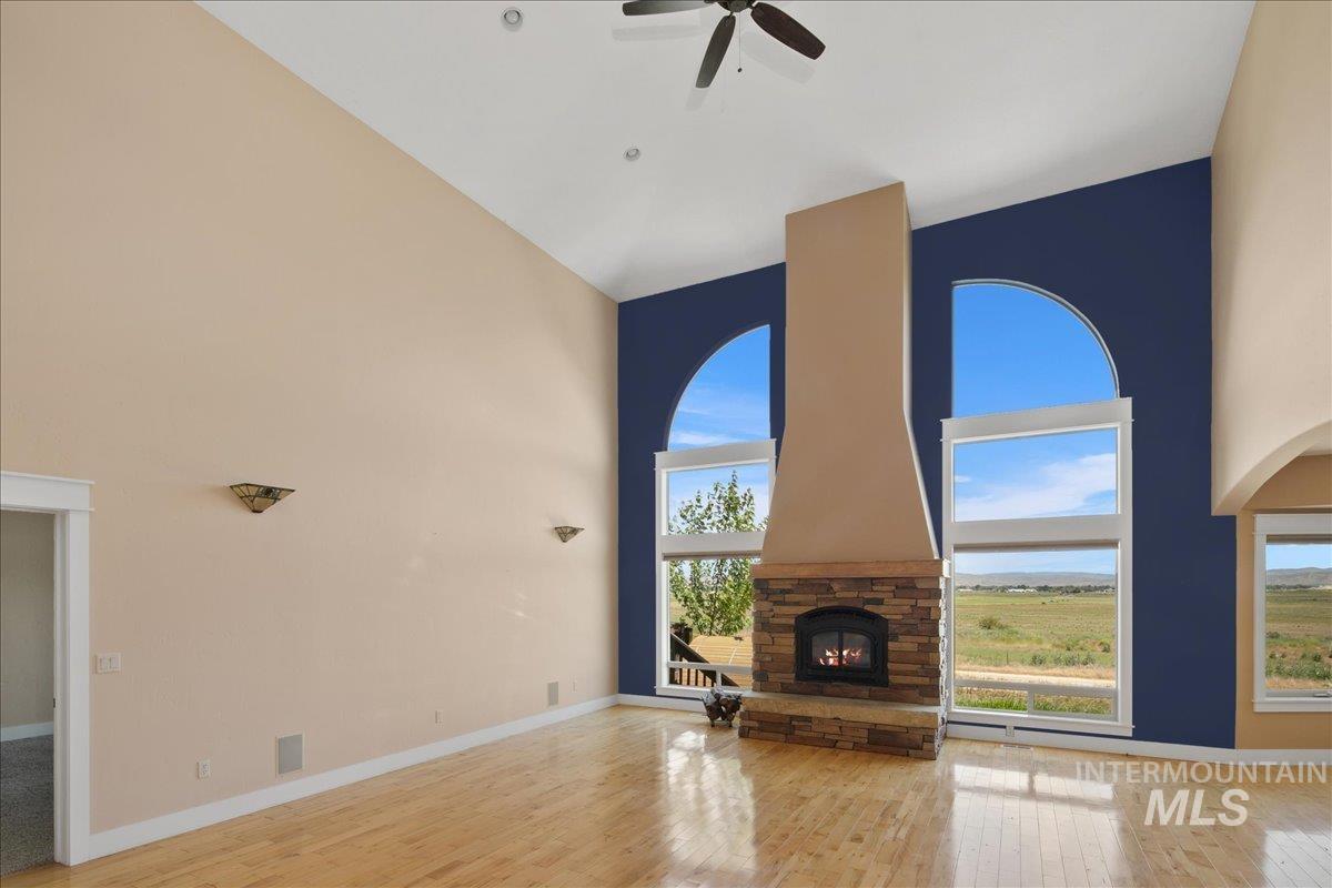 2600 W South Slope Rd Property Photo 11