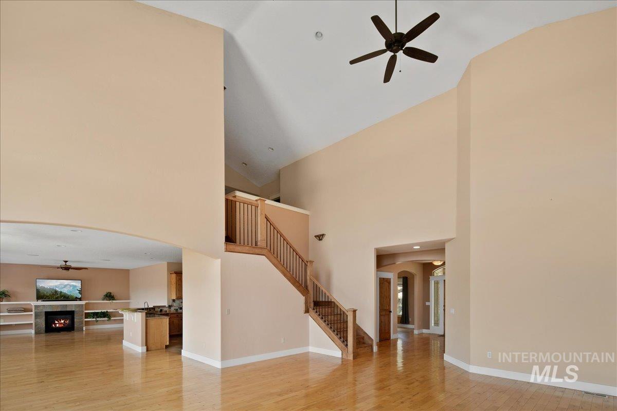 2600 W South Slope Rd Property Photo 13