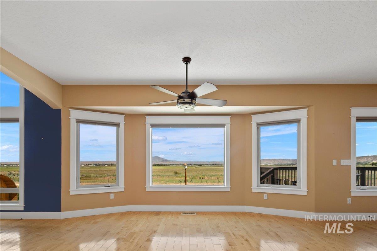 2600 W South Slope Rd Property Photo 16