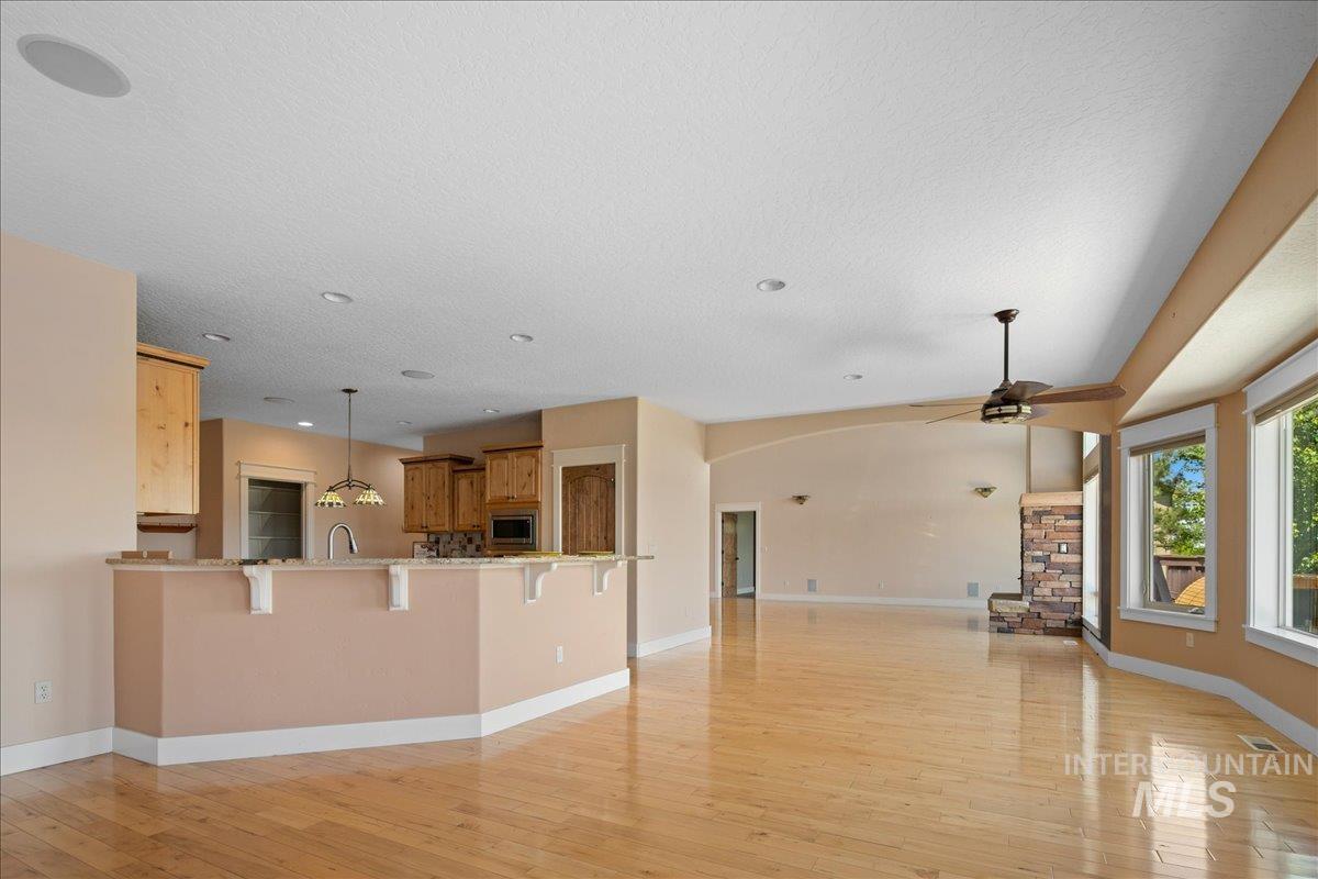 2600 W South Slope Rd Property Photo 19