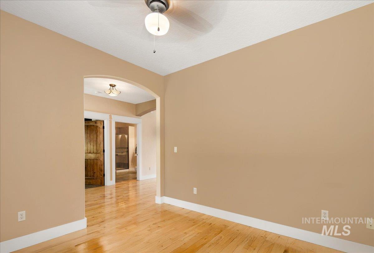 2600 W South Slope Rd Property Photo 27