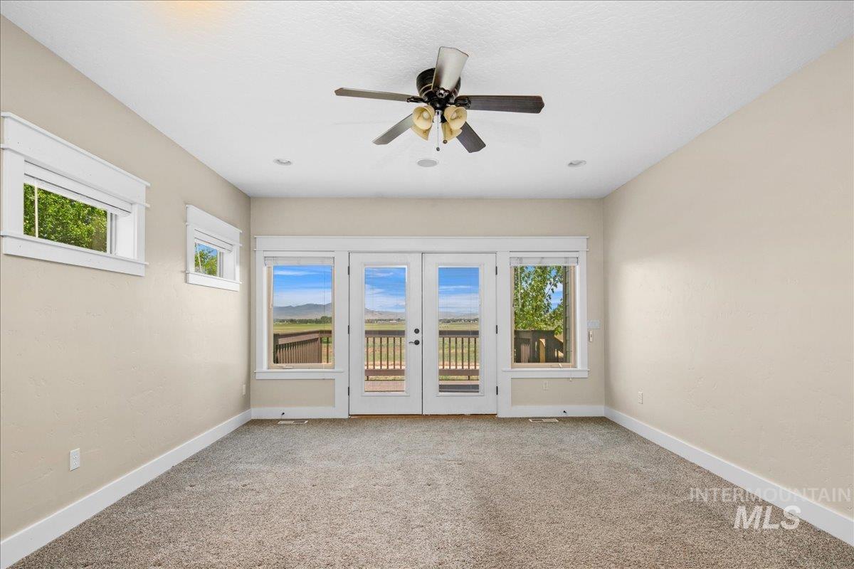 2600 W South Slope Rd Property Photo 33