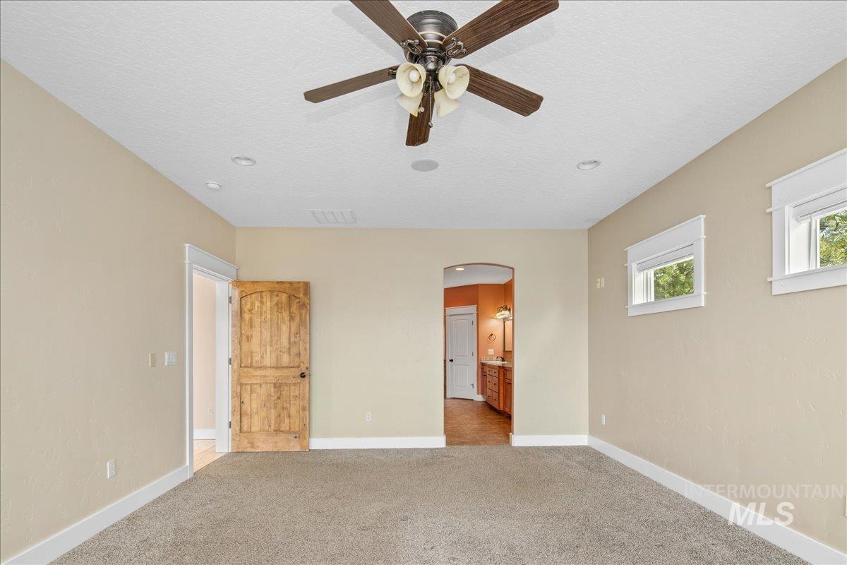 2600 W South Slope Rd Property Photo 34