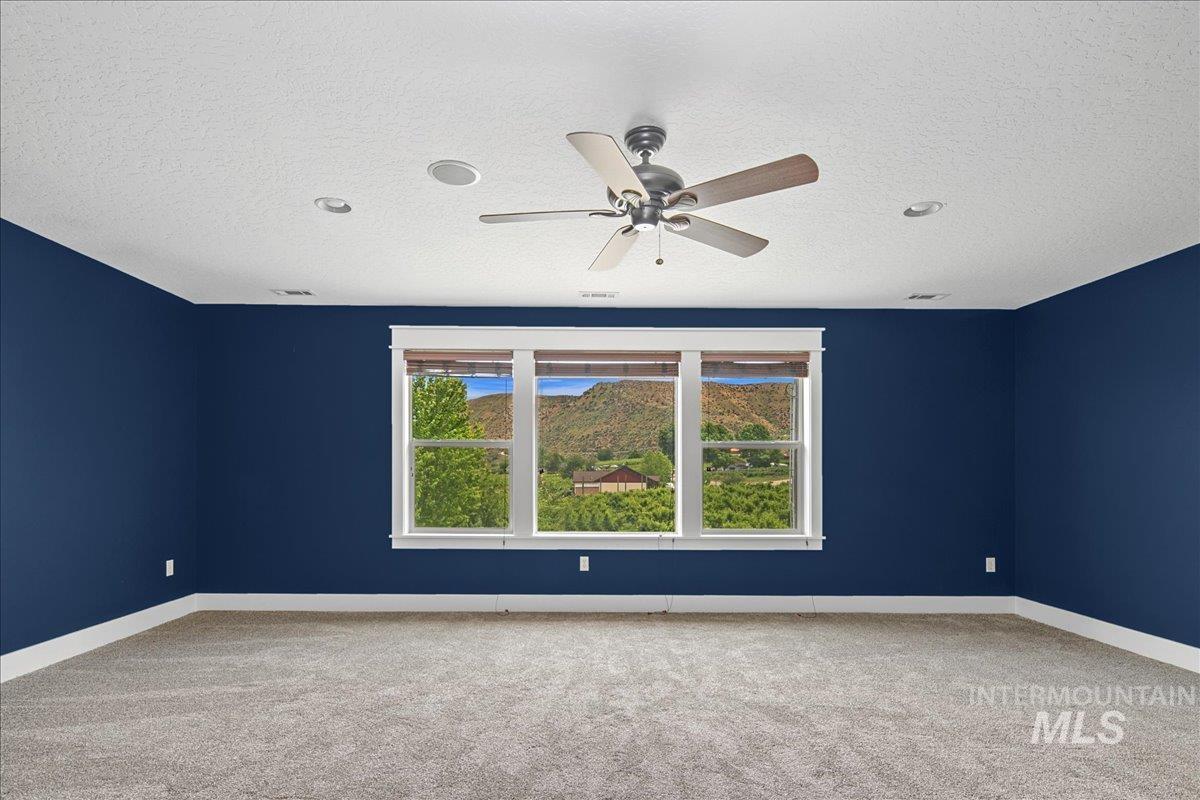 2600 W South Slope Rd Property Photo 43